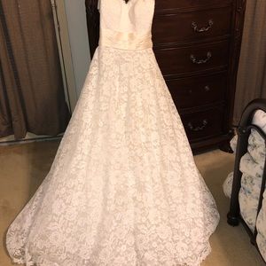 Wedding dress from previous marriage